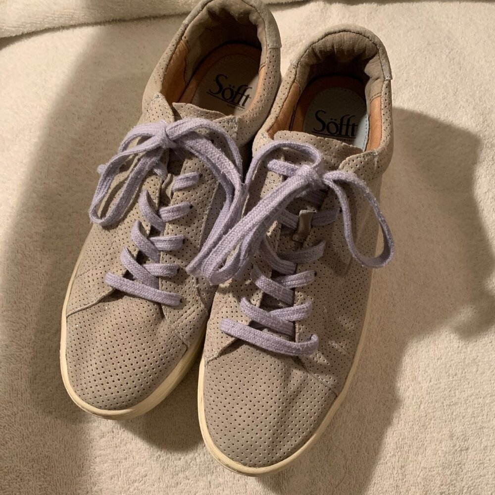 Pale sparkly green Sofft sneakers